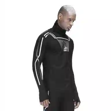 NORVINCY T