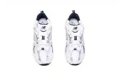 New Balance 530 Silver