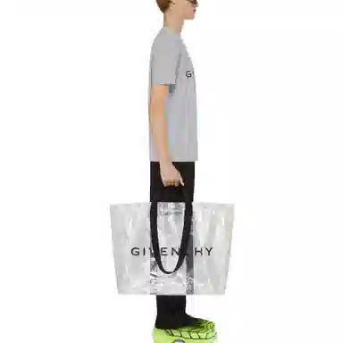 GIVENCHY FW22 LogoT