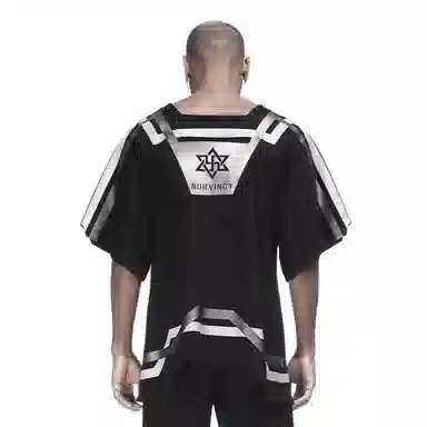 NORVINCY T