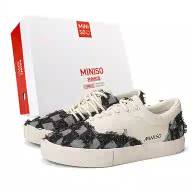 MINISO M