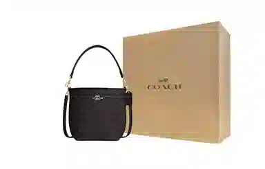 COACH City 17