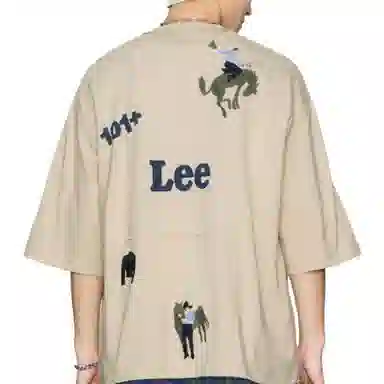 Lee T