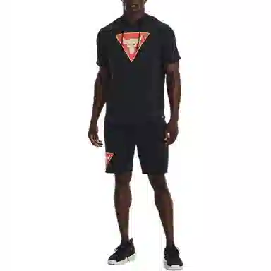 Under Armour T
