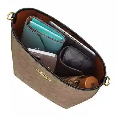 COACH City 17