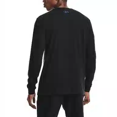 Under Armour T