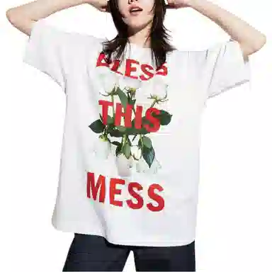 UNIQLO bless this messLogoT