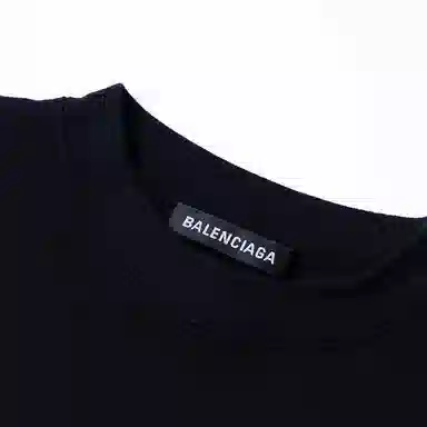 Balenciaga T