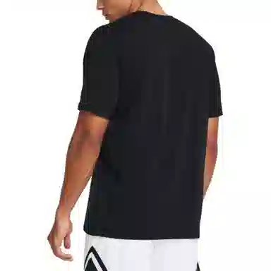Under Armour T