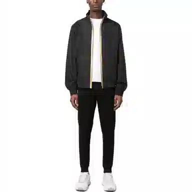 EMPORIO ARMANI EA7 SS23 Logo