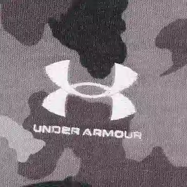 Under Armour T