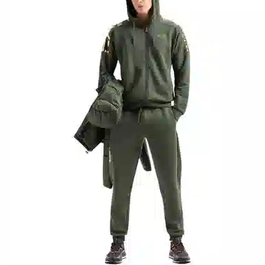 EMPORIO ARMANI EA7 FW23 Logo