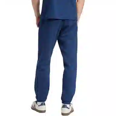 adidas originals Essential ESSENTIALS logo