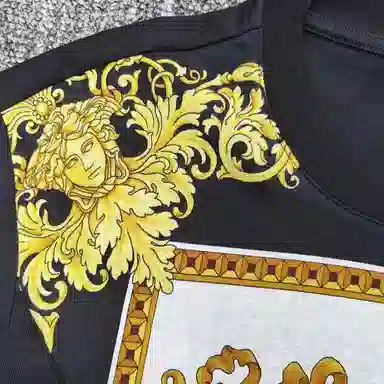 VERSACE T
