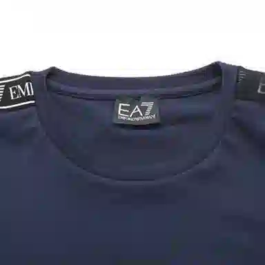 EMPORIO ARMANI SS23 EA7 LogoT