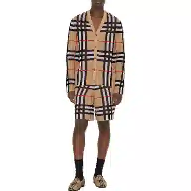 Burberry V