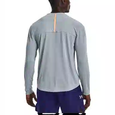 Under Armour T