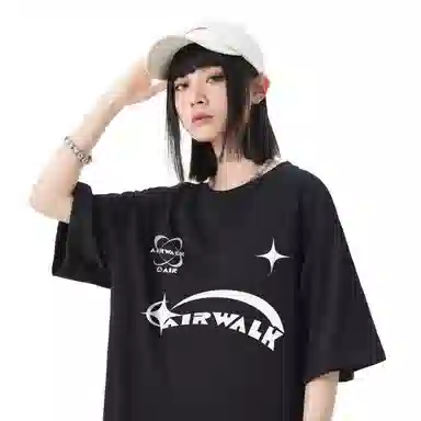 Airwalk T