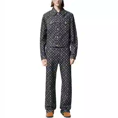 LOUIS VUITTON x Timberland FW24 Logo