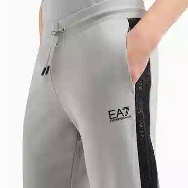 EMPORIO ARMANI EA7 SS24 Logo