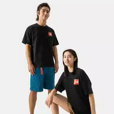 THE NORTH FACE SS23 T