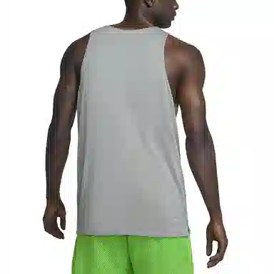 Nike Dri-FIT Standard Issue