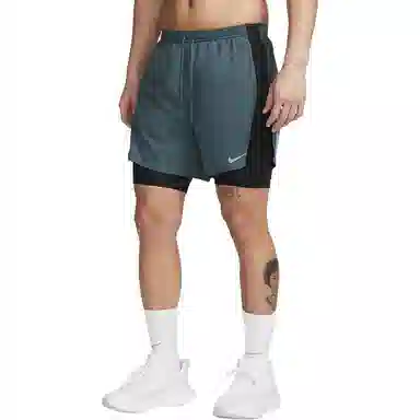 Nike Dri-FIT Run Division Stride Logo