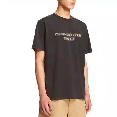 OFF-WHITE T