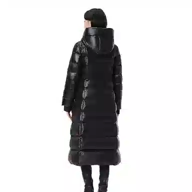 坦博尔 鹅绒长款过膝高充绒量加厚羽绒服 女款