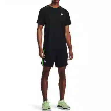 Under Armour T