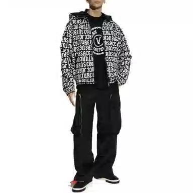 VERSACE JEANS COUTURE Logo