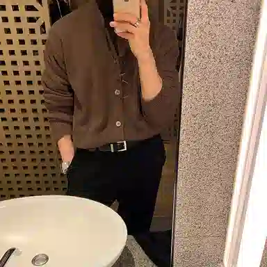 我是大卫 单排扣纯色圆领百搭宽松针织衫 男女同款