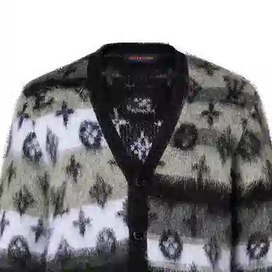 LOUIS VUITTON FW23 LogoV