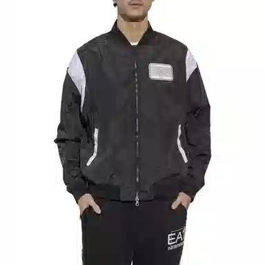 EMPORIO ARMANI EA7 Logo