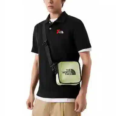THE NORTH FACE Polo