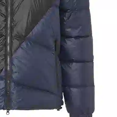 EMPORIO ARMANI EA7 FW22 Logo