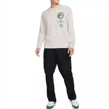 Nike Sportswear T