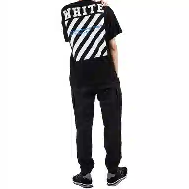 OFF-WHITE