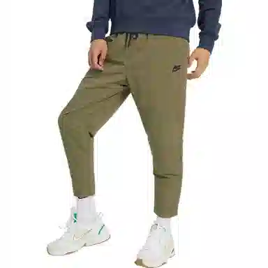 Nike Sportswear Tech Essentials Olive