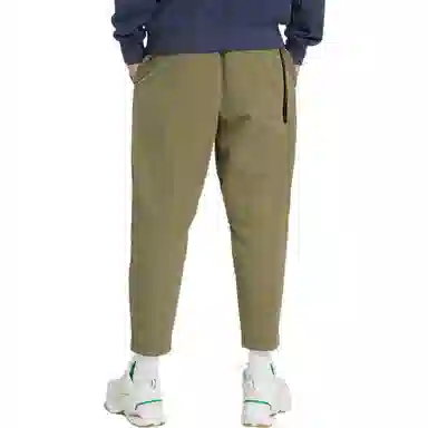 Nike Sportswear Tech Essentials Olive