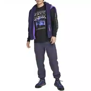 Nike ACG T