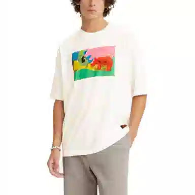 Levis SS22 T