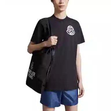 Moncler T