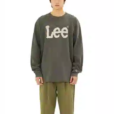 Lee T