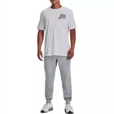 Under Armour T