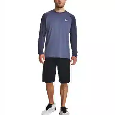 Under Armour T
