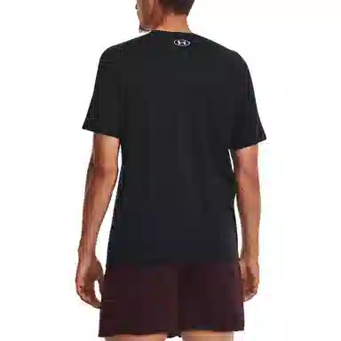Under Armour T