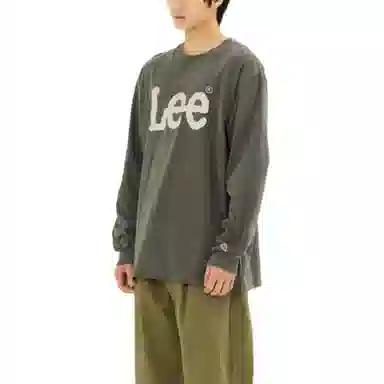 Lee T