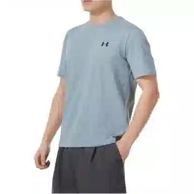 Under Armour T