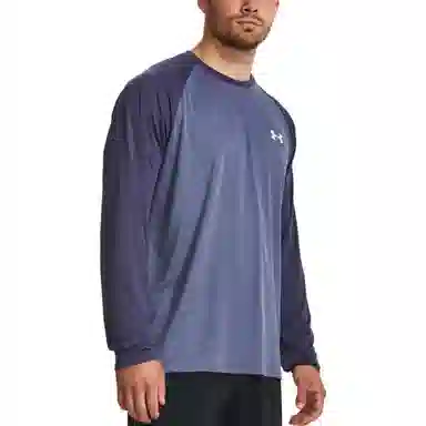 Under Armour T